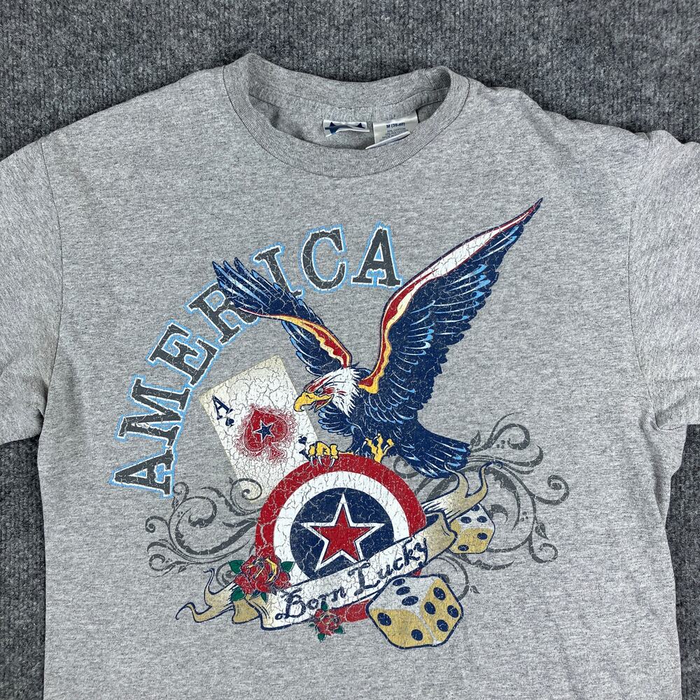 Star T-Shirt Mens Size M Gray America Eagle Born Lucky Graphic Distressed Casual